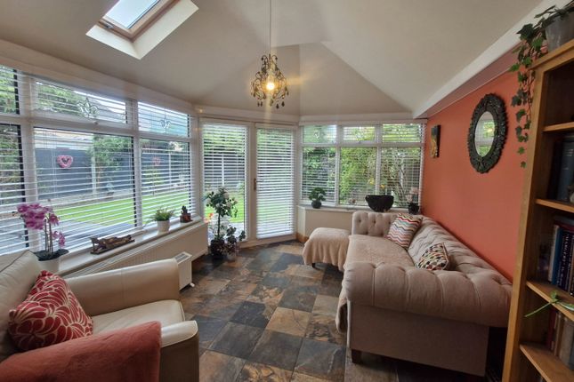 96, South Meade, Maghull photo 4