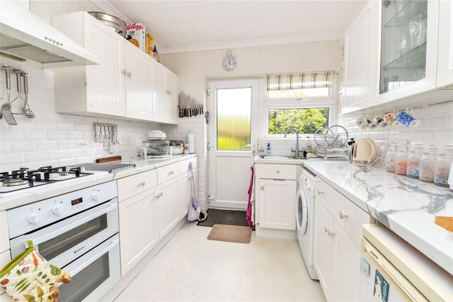 21, Durland Close, Hampshire photo 3