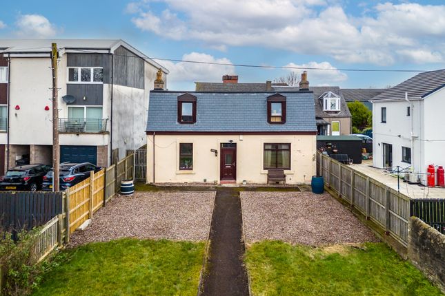 Thumbnail Cottage for sale in 215 Clepington Road, Dundee