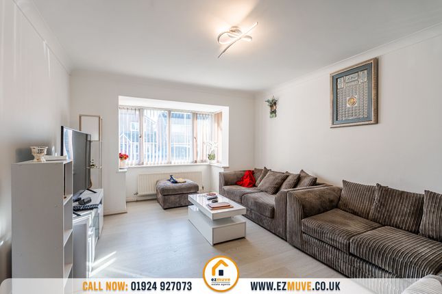 2 Waring Way, Dewsbury photo 2