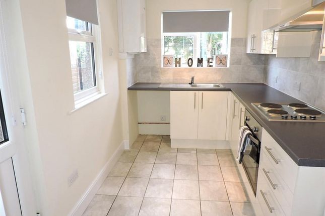 33, Howard Road, Dartford photo 2