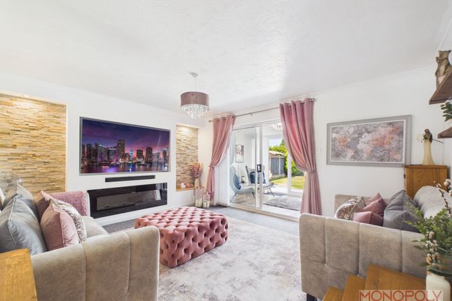 47 Kempton Way Llwyn Onn Park, Wrexham photo 2