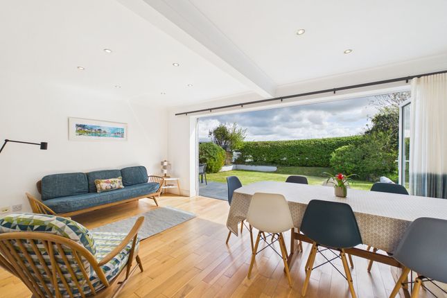 26 Upton Meadows, Bude photo 3