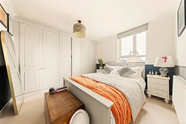 23, Andrews Walk, London photo 3