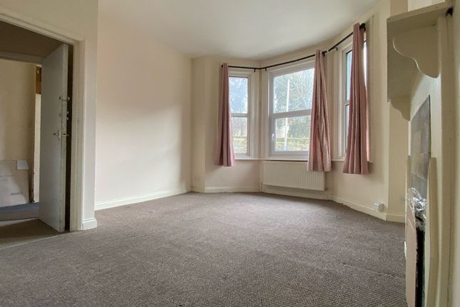 Flat to rent in Magdalen Road, St. Leonards-On-Sea