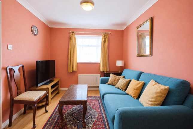 1 Durham Close, Paignton photo 4
