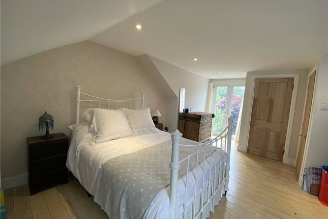 Terraced house to rent in Fairfield Road, Winchester, Hampshire