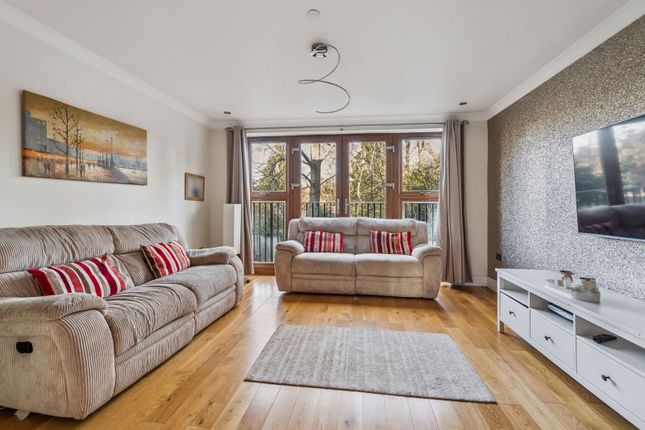 6, Dukes Place, Rickmansworth photo 4