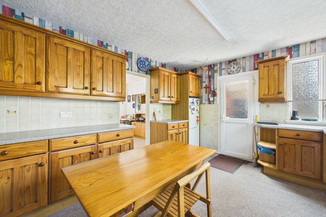 62 Hurst Rise, Matlock photo 4