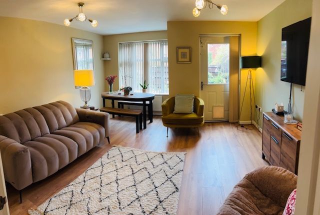 29 The Farrows, Maidstone photo 2