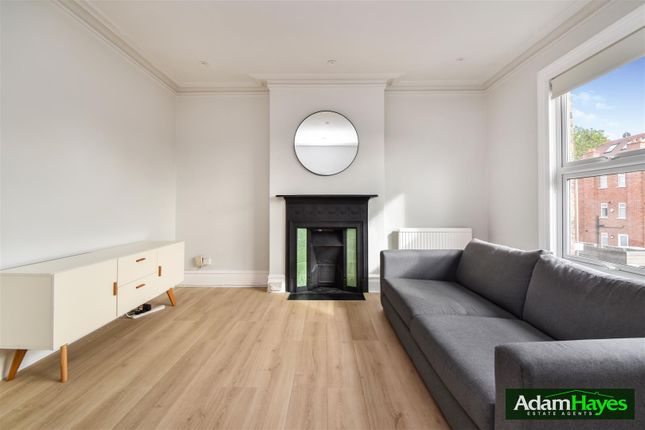 Holden Road, London photo 4