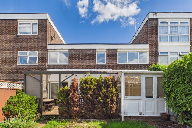 36, Swan Lane, London photo 2