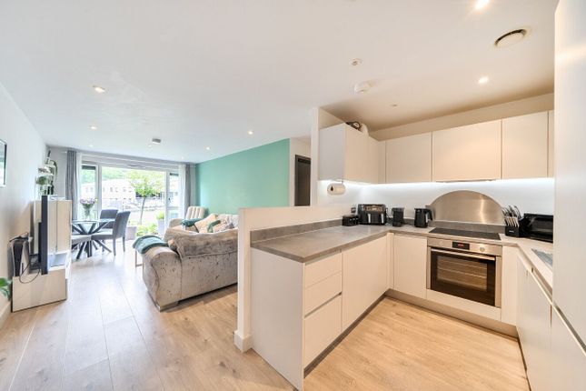 Flat One, Panta House, Kenley photo 4