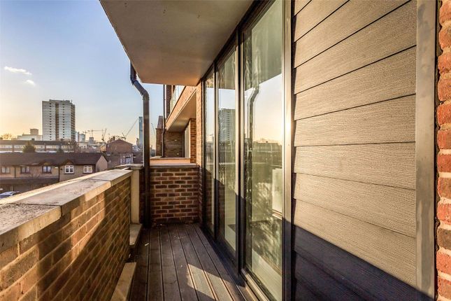 Flat for sale in Hannah House, 150 Maryland Street, Stratford