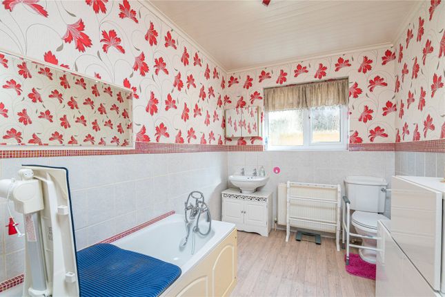 Bungalow for sale in North Avenue, Southend-On-Sea, Essex