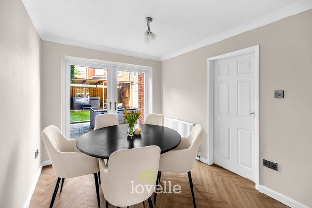 7 Birkdale, Grimsby photo 4