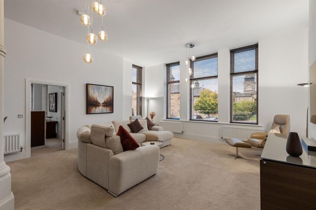 5 Clifford Drive, Menston photo 2