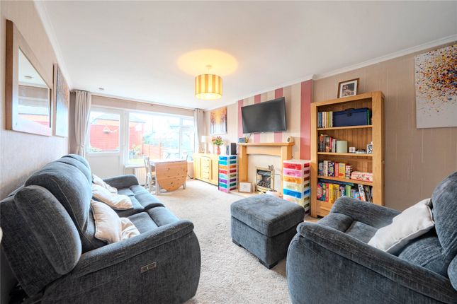 Warrels Court, West Yorkshire photo 2