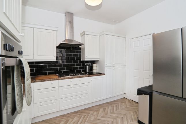 34, Graig Y Fedw, Caerphilly photo 3
