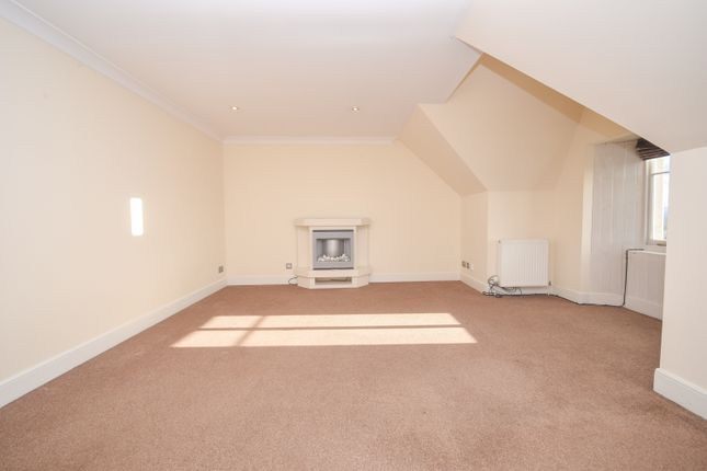 Flat 3, Glenburn House, 6, James Square, Crieff photo 3