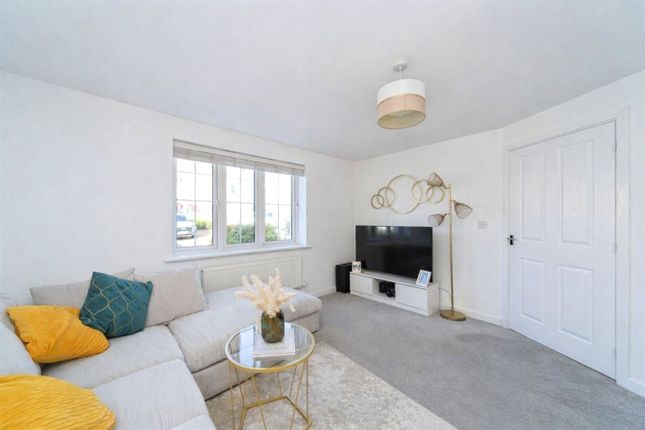 2, Primrose Field, Pevensey photo 4
