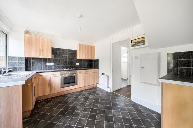 328, Northbrooks, Essex photo 4