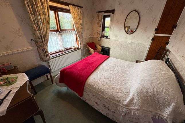 8, Sutton Lane, Leicester photo 4