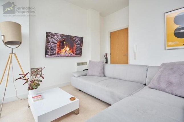 Apartment 1801, 9, New Century Park, Manchester photo 3