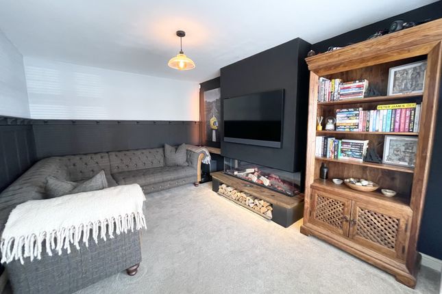 10, Georges Grove, Preston photo 2