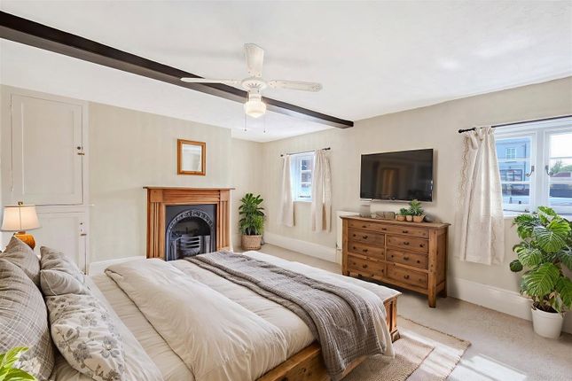 Fountain House, High Street, Manningtree photo 4