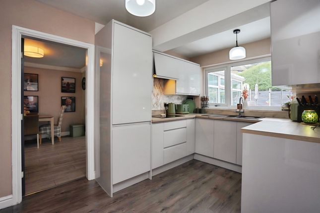 6, Appleton Way, Barnsley photo 5