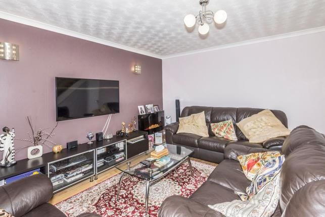 Stevenage room The living
