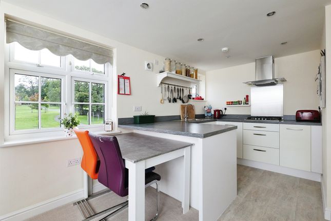 Flat for sale in Hawthorne Road, Steeton, Keighley