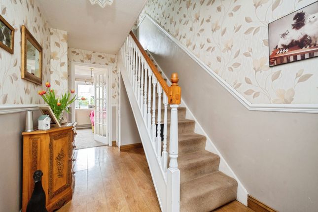 2, Kimberley Foster Close, Torpoint photo 5