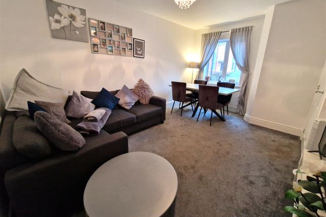 27, Wayfarer Close, Weston-Super-Mare photo 2