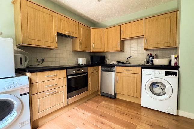 11, Bekonscot Court, Milton Keynes photo 3