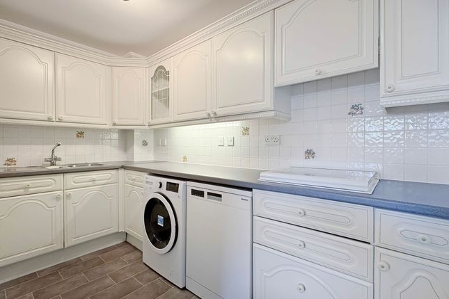 Flat 7, Grantham Court, Cowes photo 4