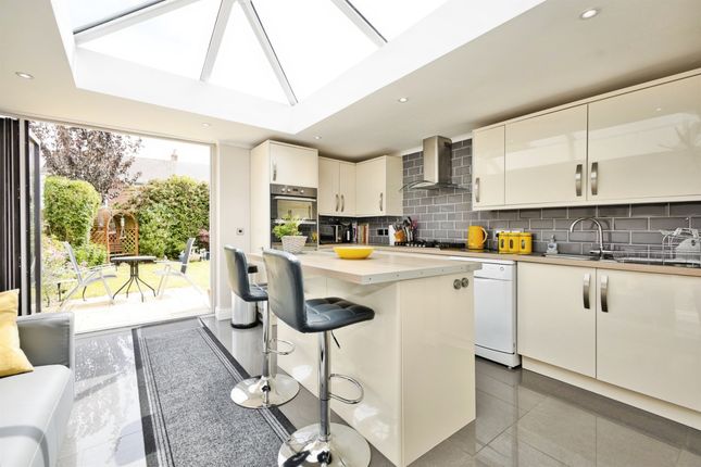 152, Mudford Road, Yeovil photo 2