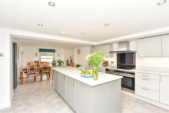 Town house for sale in Newton Road, Faversham, Kent