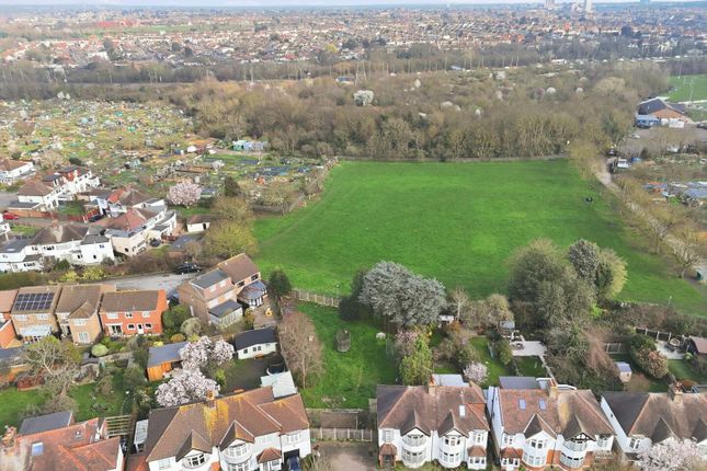 50, Buckingham Road, Wanstead photo 5