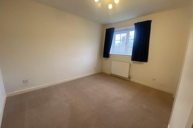 Flat to rent in Braehead Avenue, Edinburgh