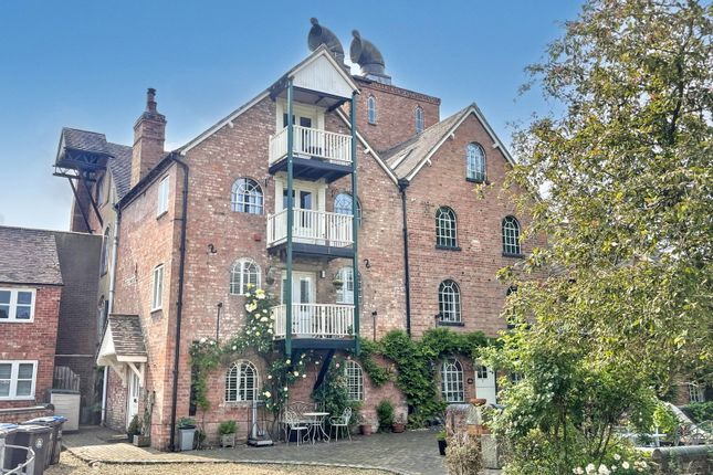 3-bed house on Great Alne Mill,Race View, Mill Lane, Alcester, £325,000