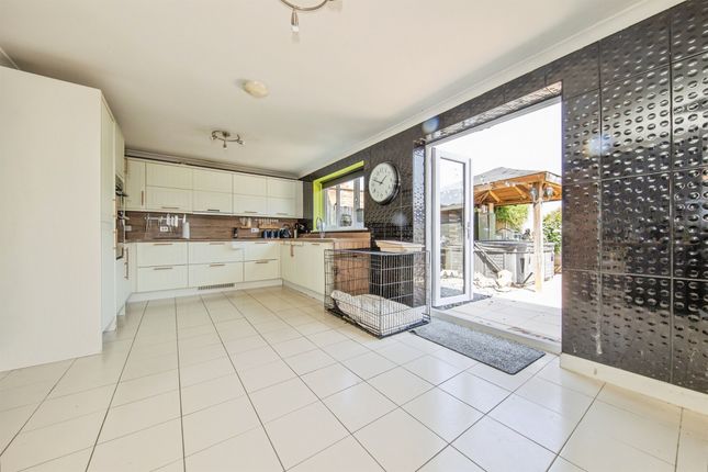 32, Crownfield Road, Sudbury photo 4