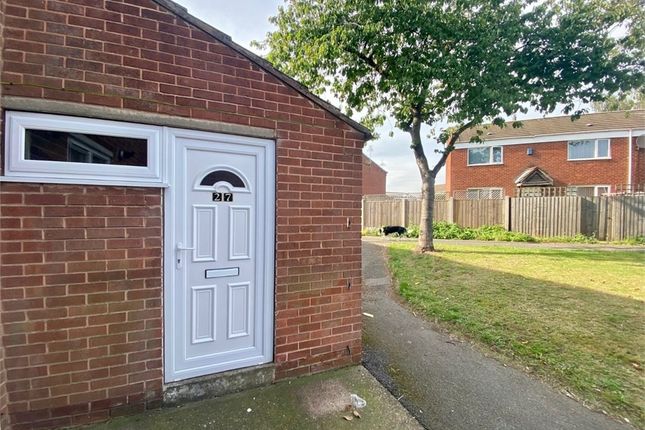 Flat for sale in Kent Close, Worksop