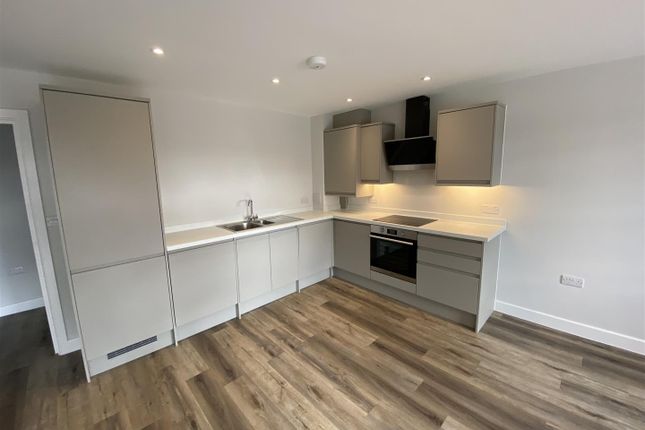 Flat 4 Hawthorn House, 15 Church Road, Paddock Wood photo 2