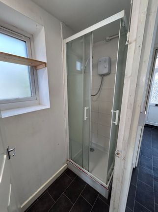 48, Recreation Drive, Mansfield photo 5