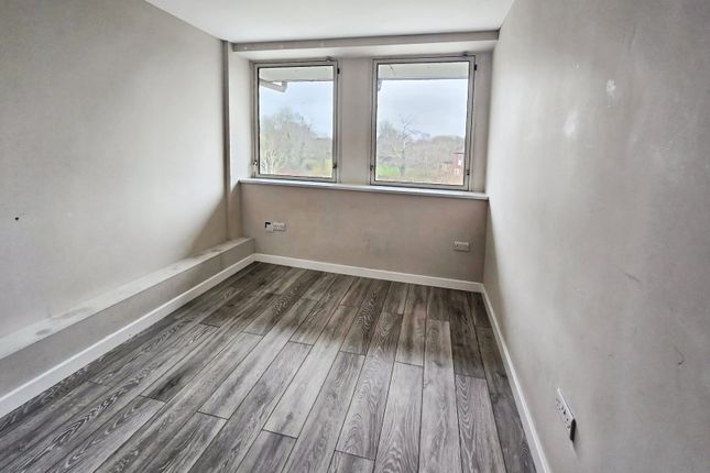 211 Castleview House,, East Lane, Cheshire photo 4