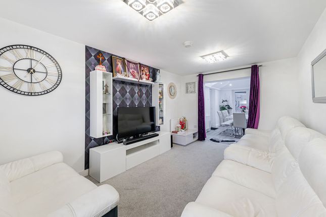 Woodside Avenue, Weston-Super-Mare photo 3