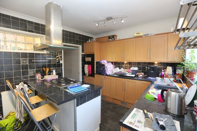 Malvern way, Croxley Green, Rickmansworth photo 4