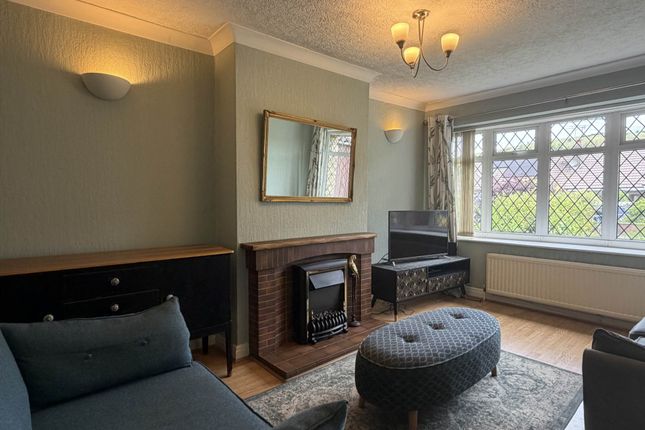 70, Jordan Avenue, Oldham photo 3